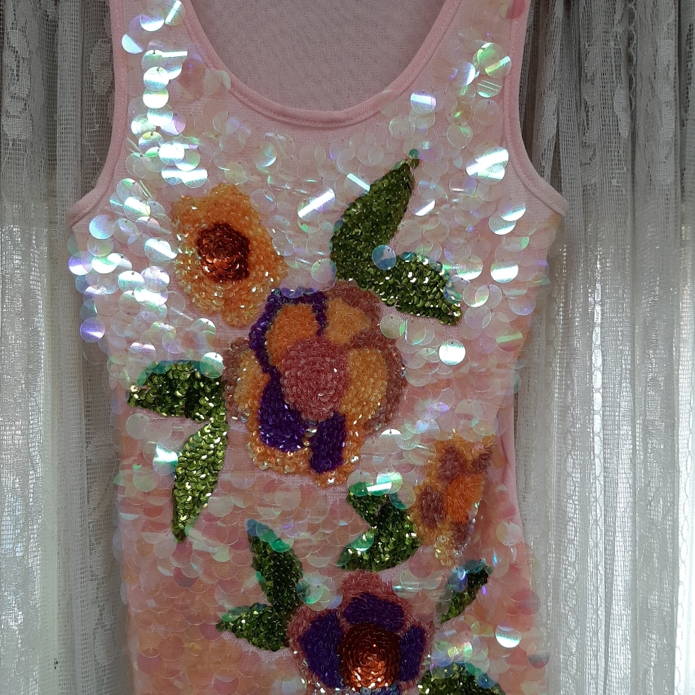 Sequined pink top